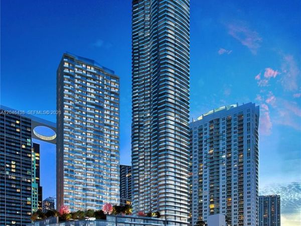 77 SE 5th Street, Unit 1915, Miami, FL 33131