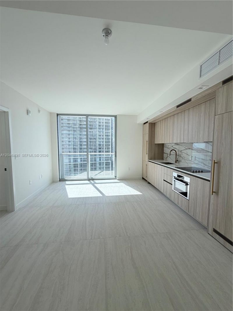 77 SE 5th Street, Unit 1915, Miami, FL 33131 Photo