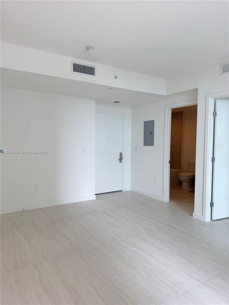 77 SE 5th Street, Unit 1915, Miami, FL 33131 Photo