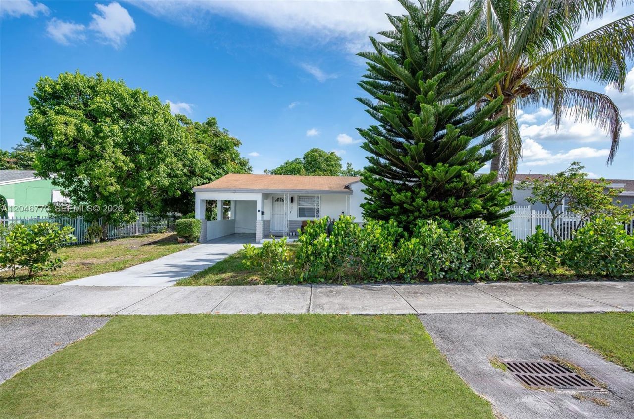 2371 NW 85th St , Miami, FL 33147 Photo