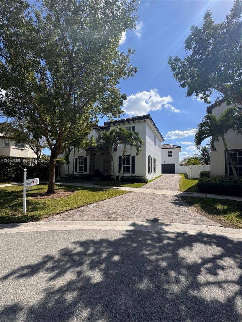16934 SW 92nd St Cir , Unit Studio, Miami, FL 33196 Photo
