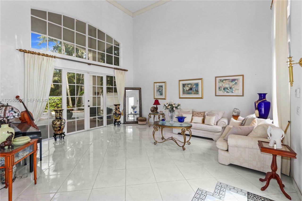 16048 NW 82nd Pl , Miami Lakes, FL 33016 Photo