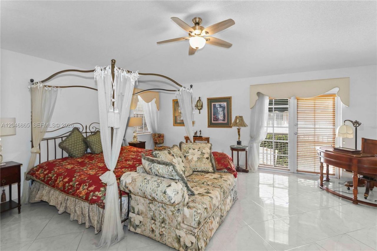 16048 NW 82nd Pl , Miami Lakes, FL 33016 Photo