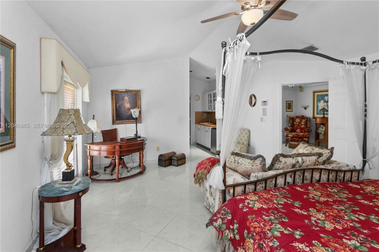 16048 NW 82nd Pl , Miami Lakes, FL 33016 Photo