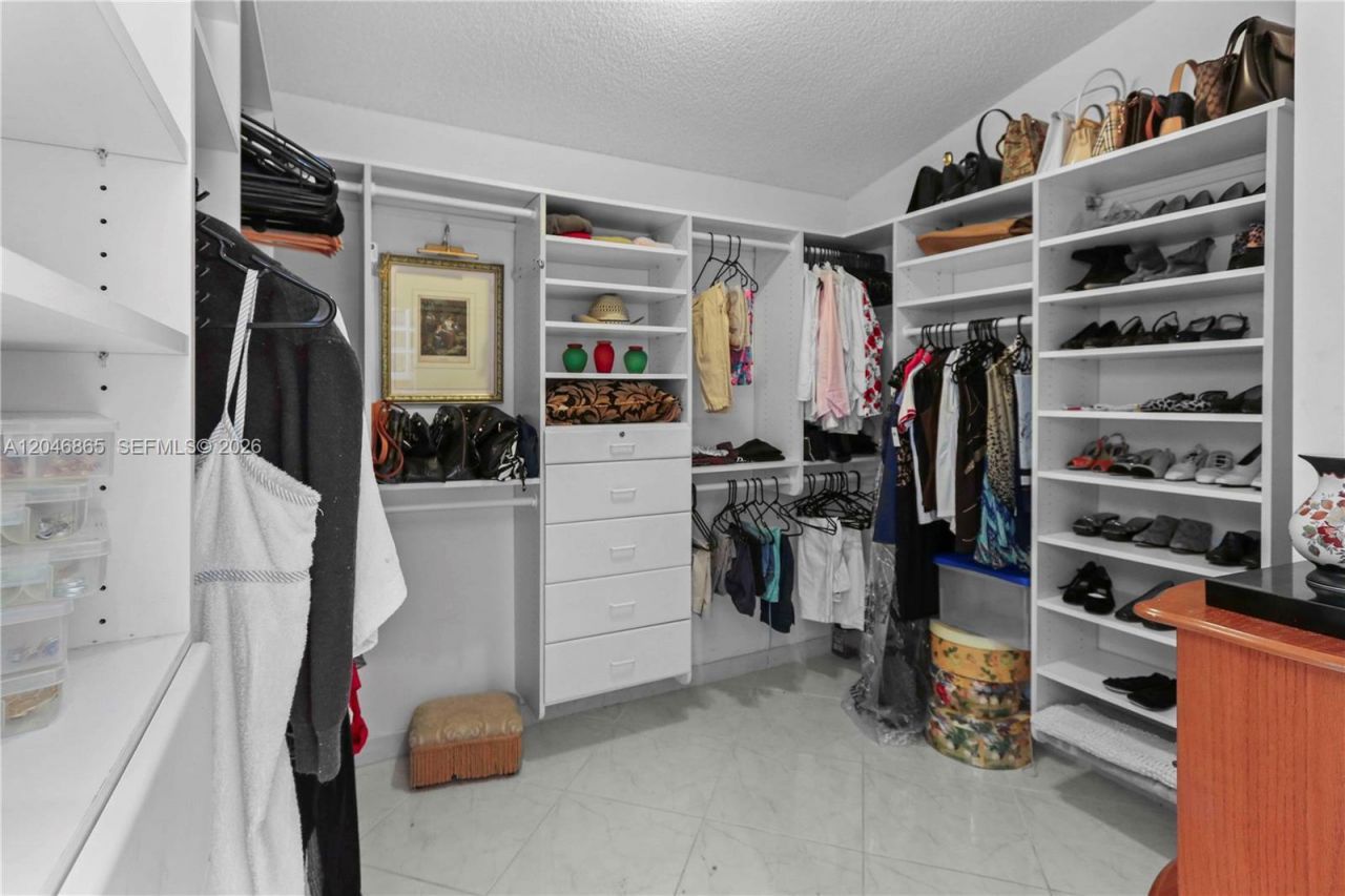 16048 NW 82nd Pl , Miami Lakes, FL 33016 Photo