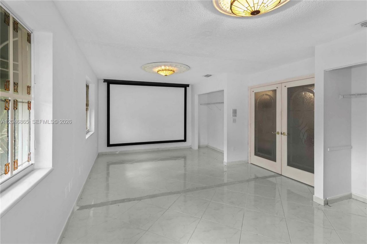 16048 NW 82nd Pl , Miami Lakes, FL 33016 Photo