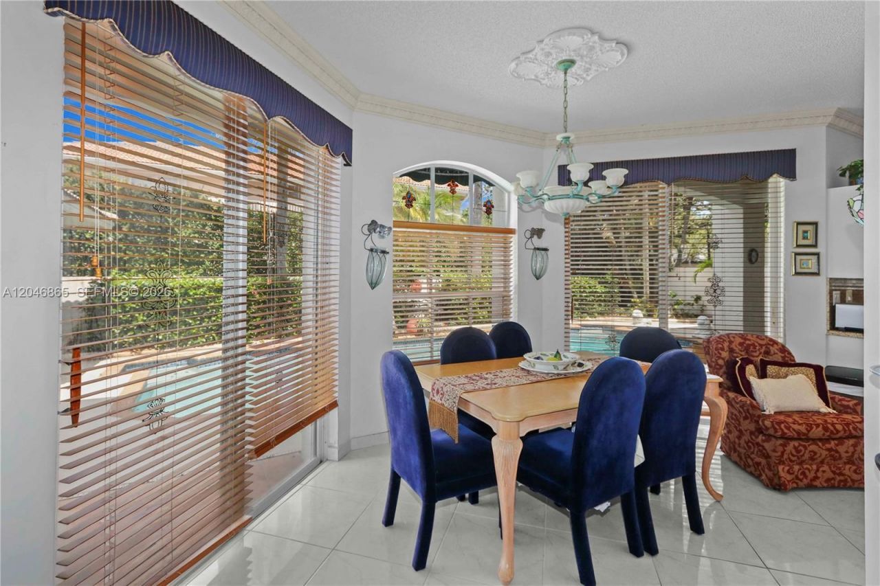 16048 NW 82nd Pl , Miami Lakes, FL 33016 Photo
