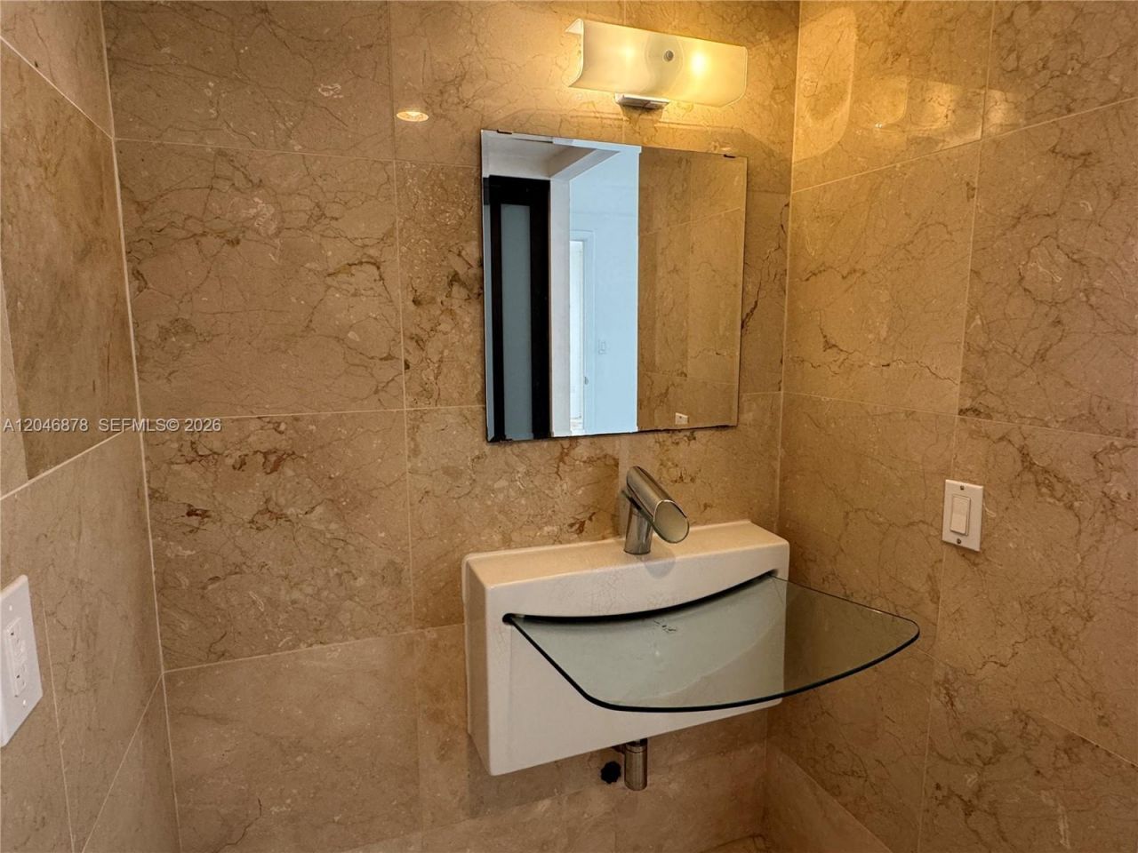 1345 West Ave , Unit 202, Miami Beach, FL 33139 Photo