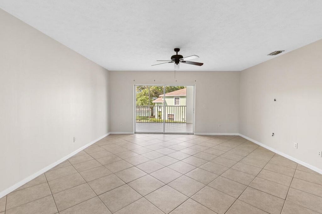 2127 SE Wild Meadow Circle, Port Saint Lucie, FL 34952 Photo