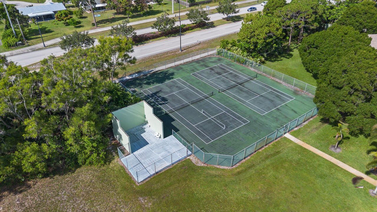 2127 SE Wild Meadow Circle, Port Saint Lucie, FL 34952 Photo