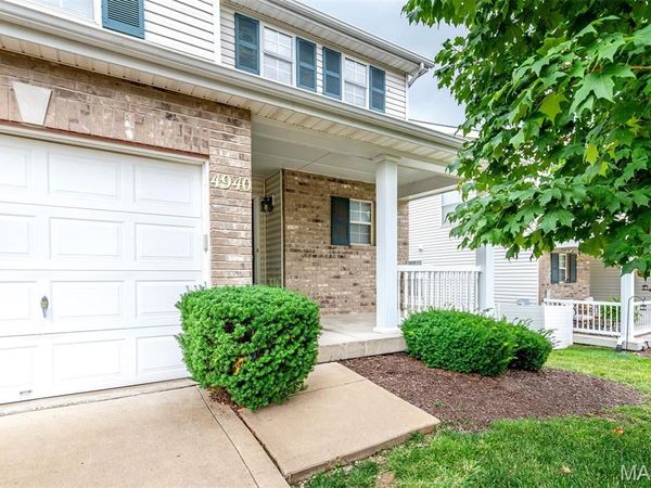 4940 Hurstborough Court, Hazelwood, MO 63042