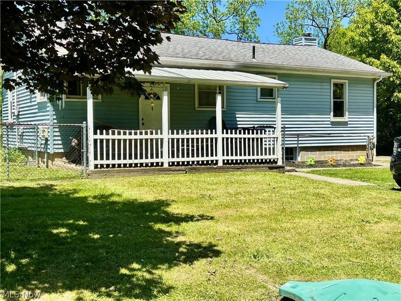 2928 W Liberty Street, Girard, OH 44420 Photo 3