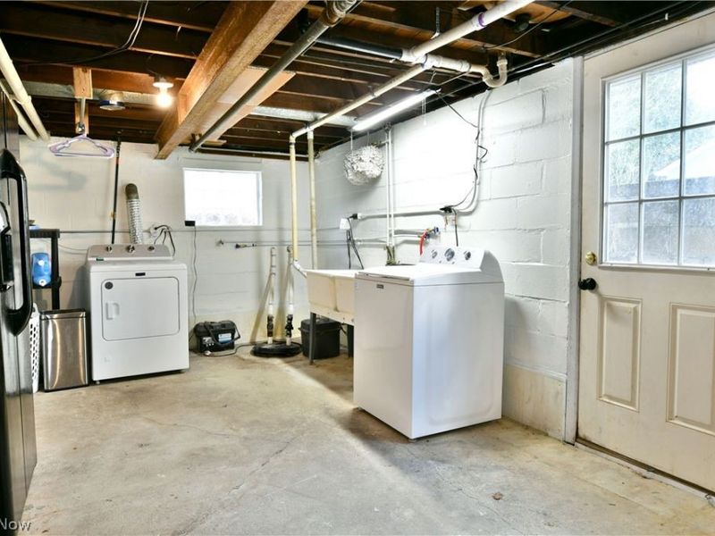 2928 W Liberty Street, Girard, OH 44420 Photo 38