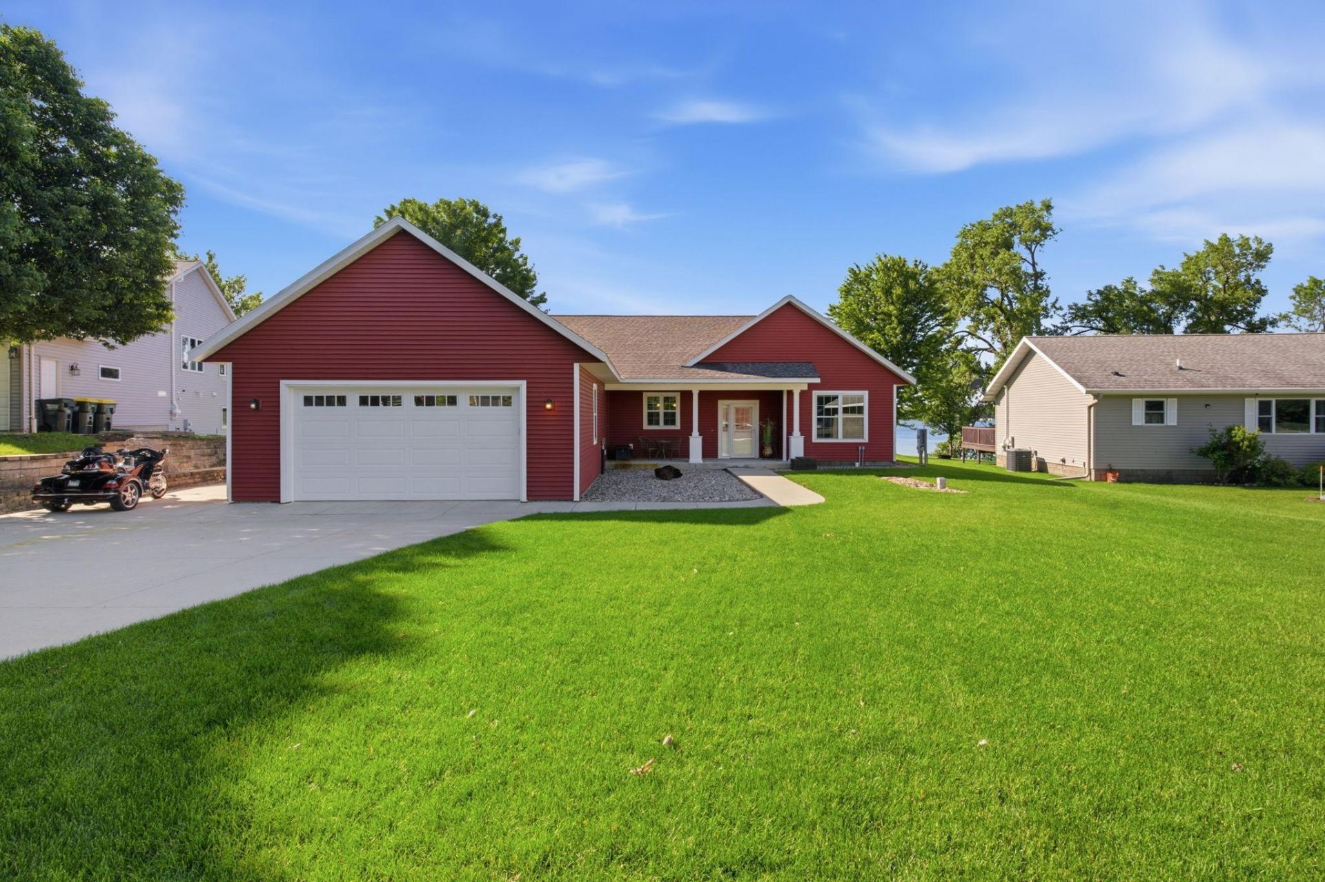 4631 141st Avenue NE, Spicer, MN 56288
