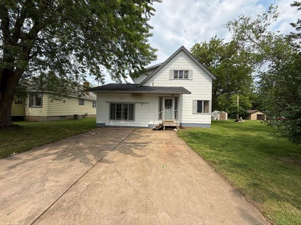 410 W 2nd Avenue, Keewatin, MN 55753
