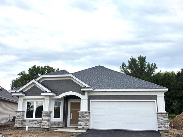 537 Tulare Terrace , Newport, MN 55055