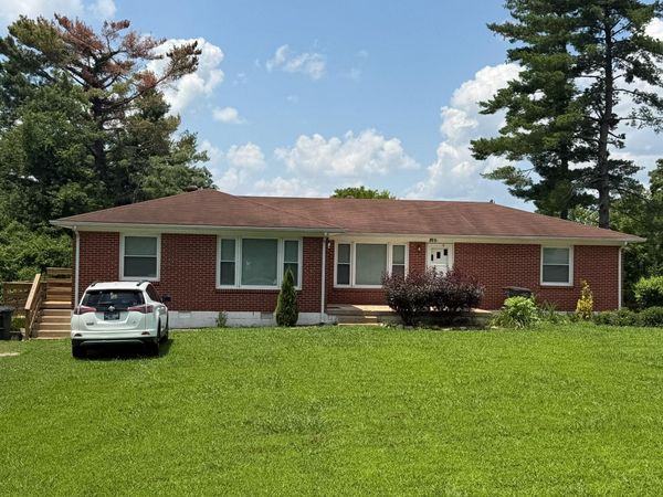105 Sharon Circle, Columbia, TN 38401