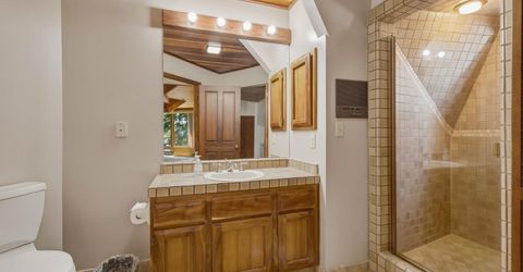 1641 Sherman Way, South Lake Tahoe, CA 96150 Photo