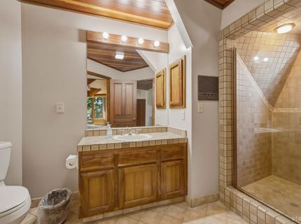 1641 Sherman Way, South Lake Tahoe, CA 96150 Photo