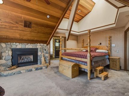 1641 Sherman Way, South Lake Tahoe, CA 96150 Photo