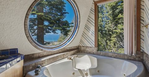 1641 Sherman Way, South Lake Tahoe, CA 96150 Photo