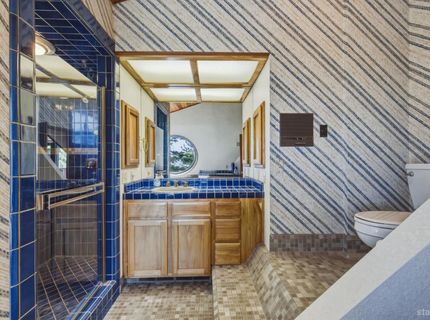 1641 Sherman Way, South Lake Tahoe, CA 96150 Photo