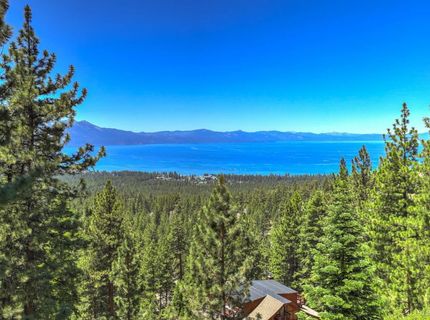 1641 Sherman Way, South Lake Tahoe, CA 96150 Photo