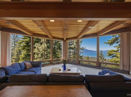 1641 Sherman Way, South Lake Tahoe, CA 96150 Photo
