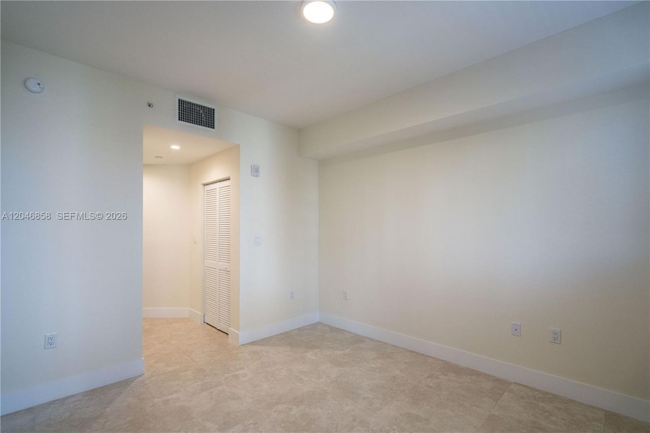 1091 Galiano St , Unit 404, Coral Gables, FL 33134 Photo