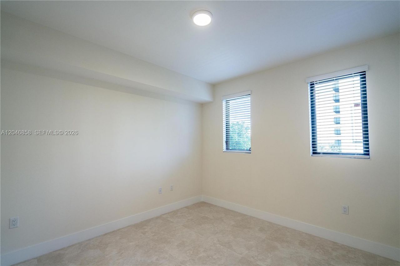 1091 Galiano St , Unit 404, Coral Gables, FL 33134 Photo