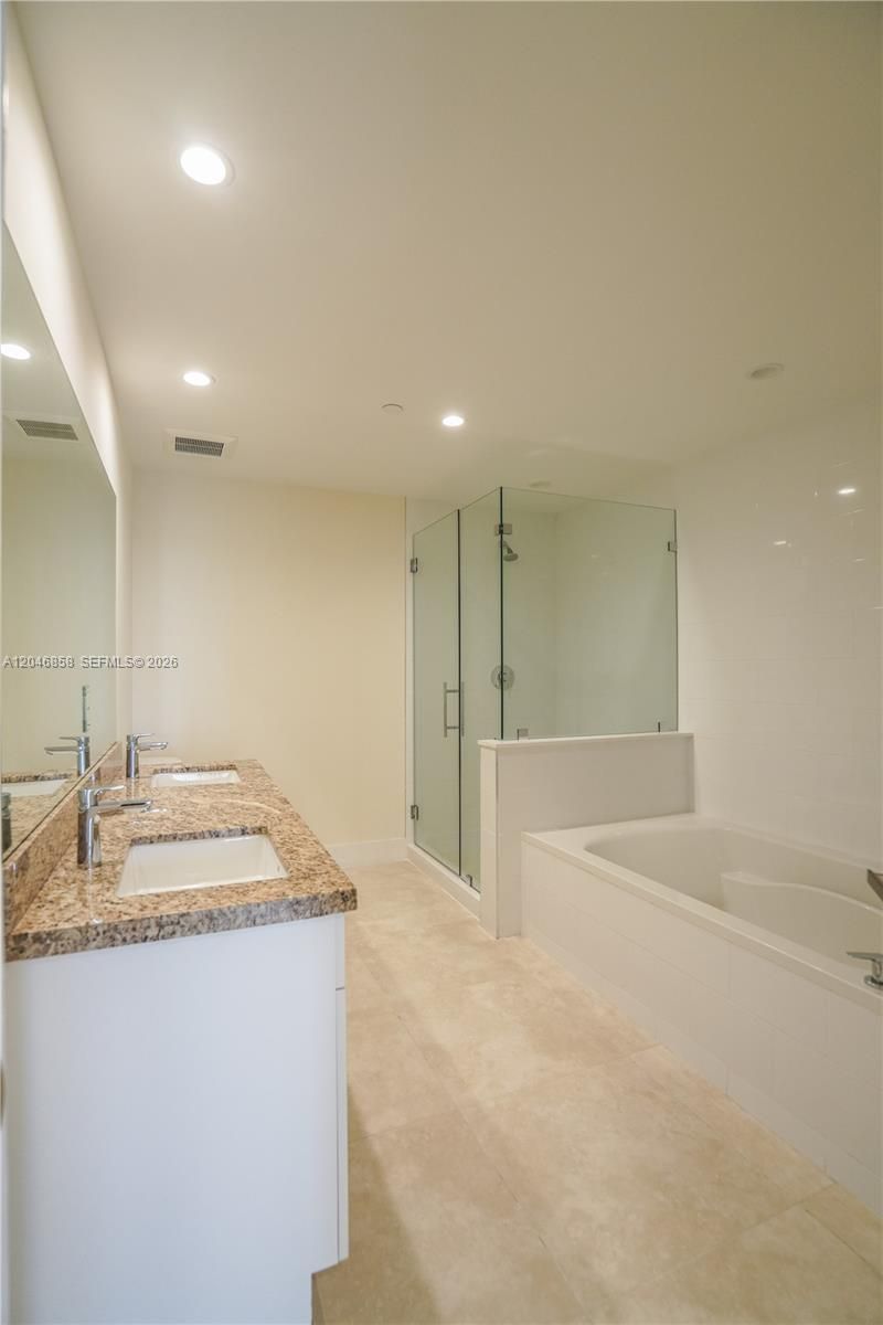 1091 Galiano St , Unit 404, Coral Gables, FL 33134 Photo