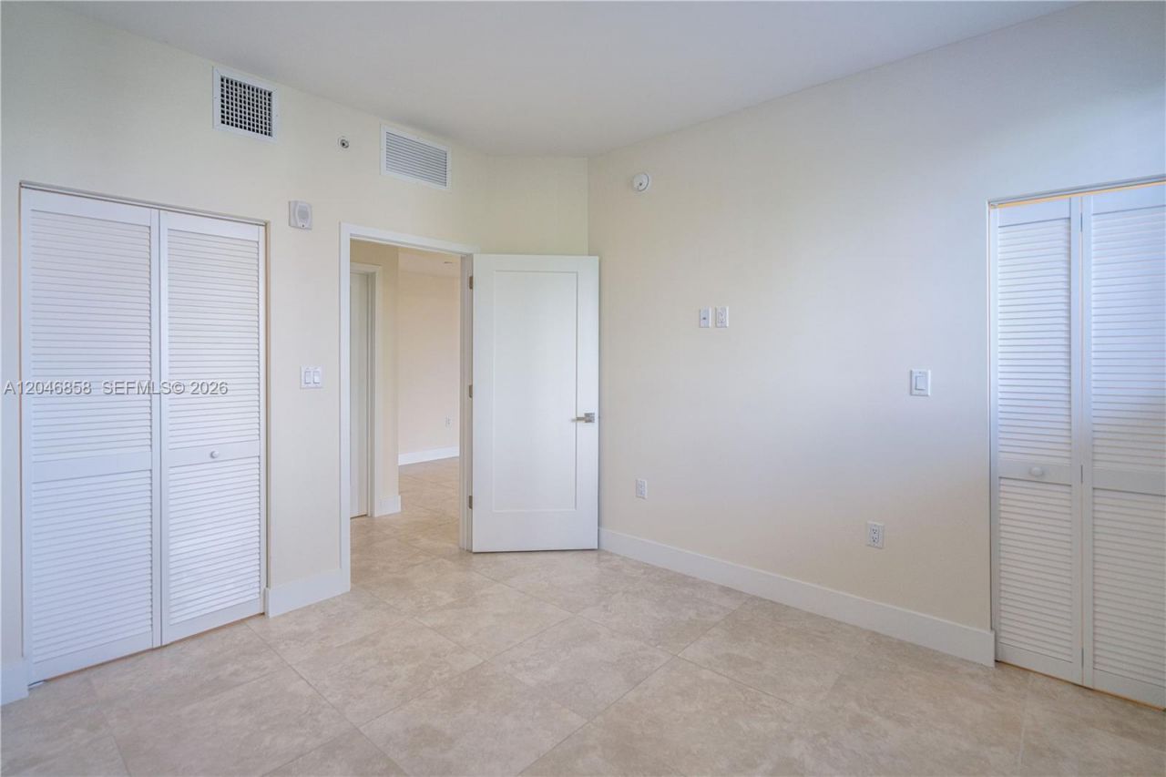 1091 Galiano St , Unit 404, Coral Gables, FL 33134 Photo