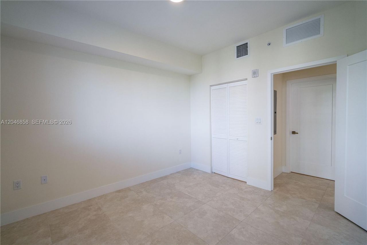 1091 Galiano St , Unit 404, Coral Gables, FL 33134 Photo