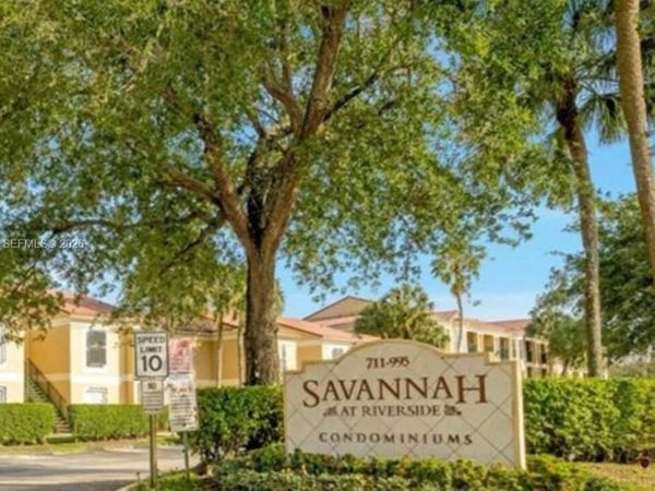 927 Riverside Dr, Unit 324, Coral Springs, FL 33071