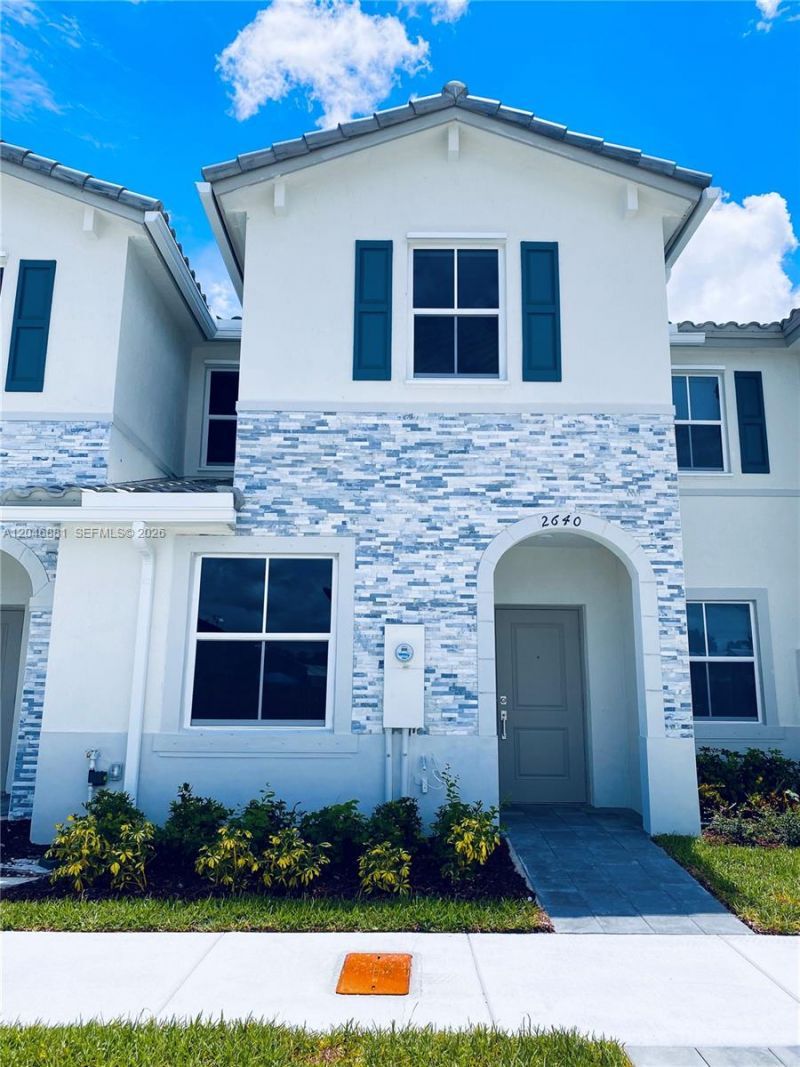 2640 SE 19th St, Homestead, FL 33035 Main Photo