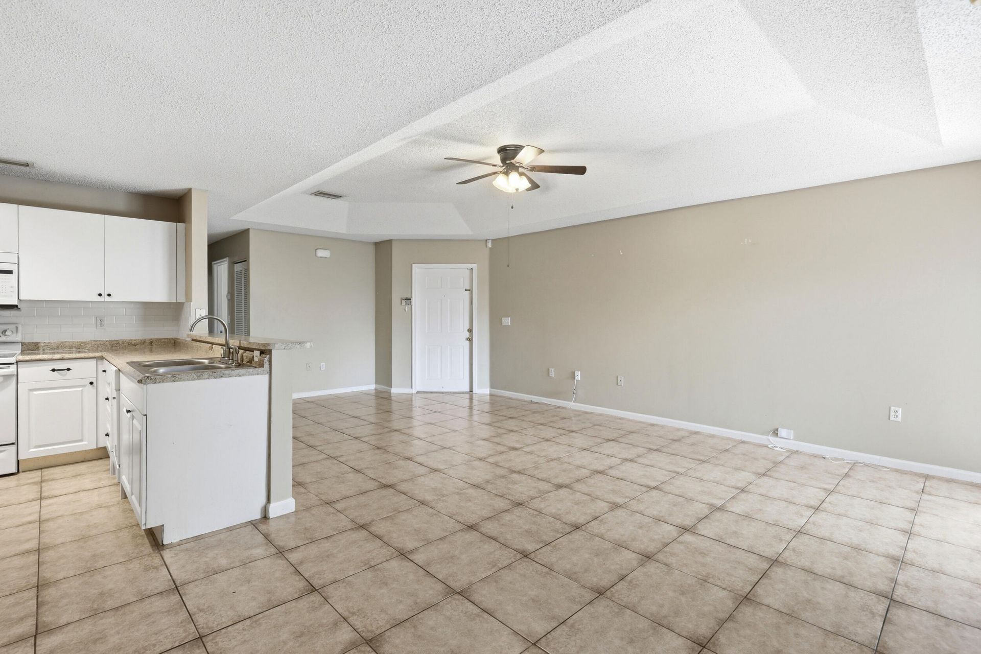 9312 NW 54th Street, Unit 9312, Sunrise, FL 33351 Photo