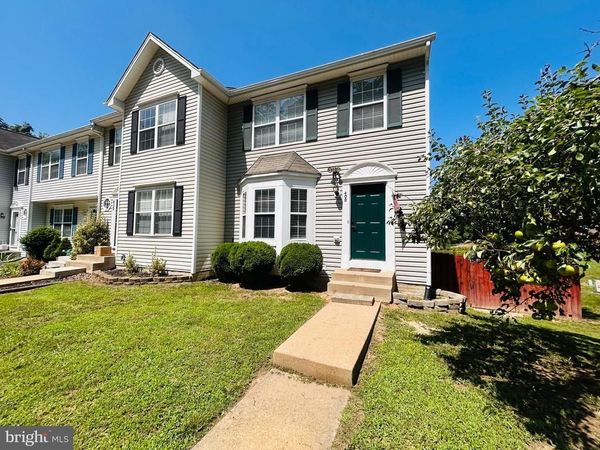 400 MUNSONS HILL COURT, STAFFORD, VA 22554