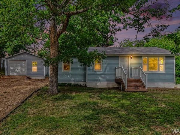 1027 Thatcher Road , Sullivan, MO 63080