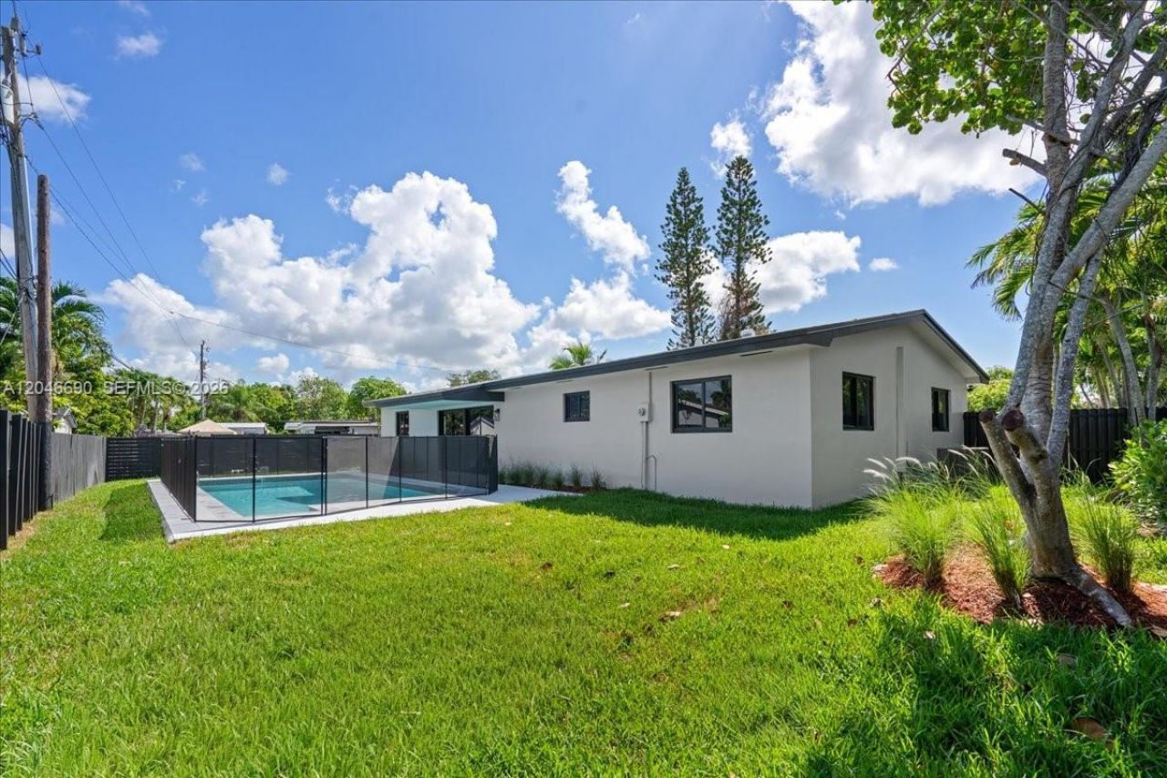 15920 SW 105th Ave, Miami, FL 33157 Photo