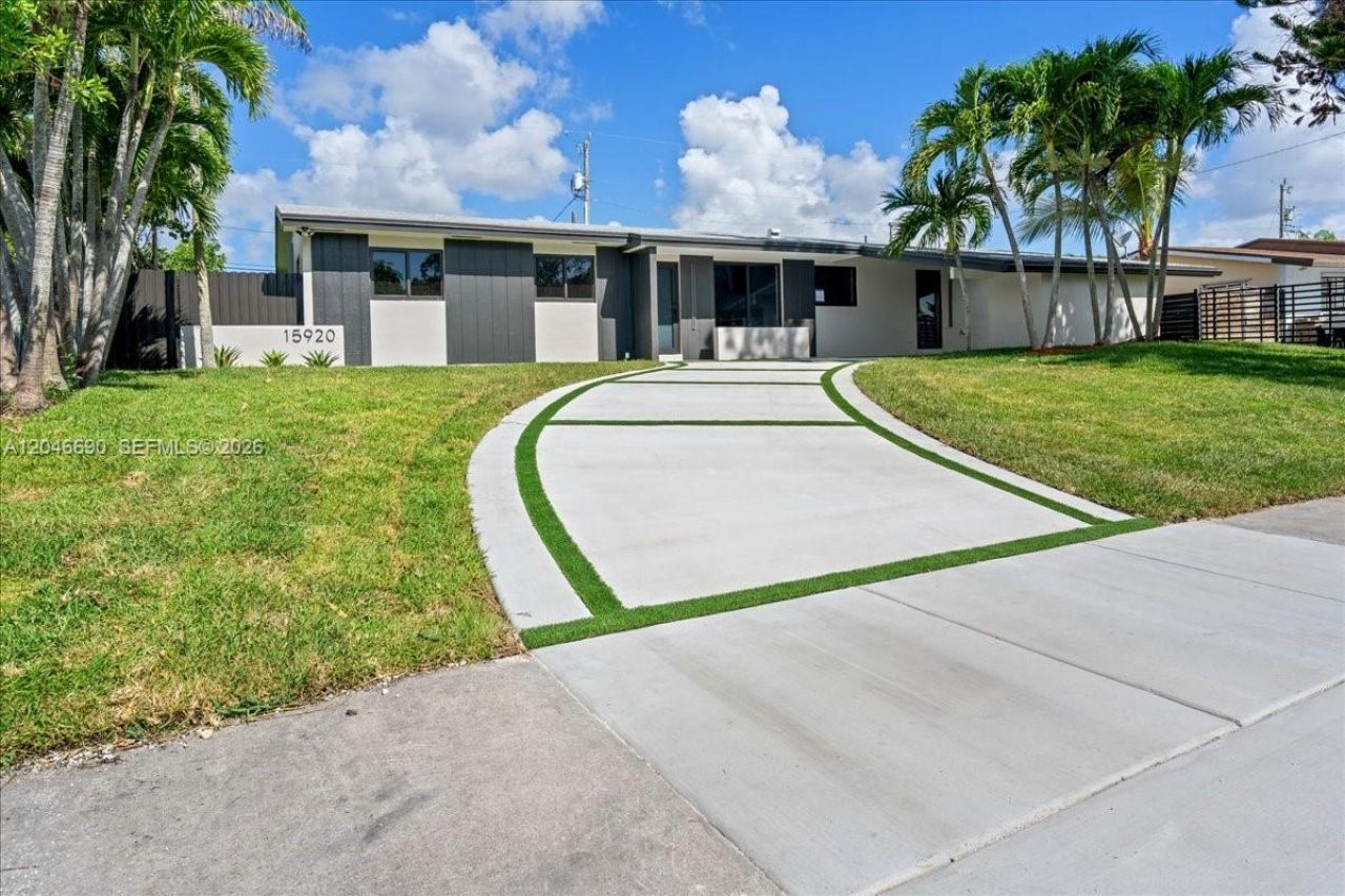 15920 SW 105th Ave, Miami, FL 33157 Photo