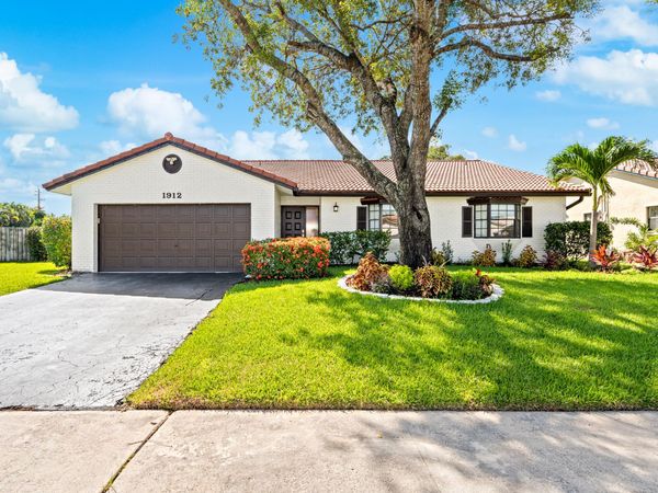 1912 NW 77th Avenue, Margate, FL 33063