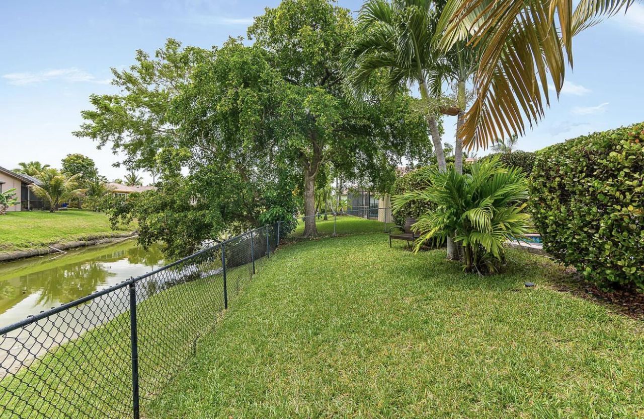 1912 NW 77th Avenue, Margate, FL 33063 Photo
