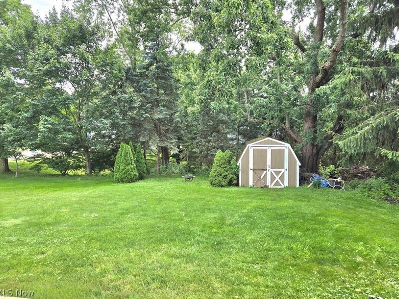 1742 Steese Road, Green, OH 44685 Photo 30