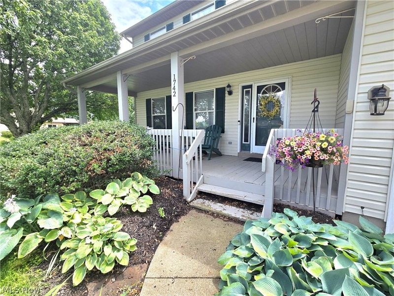 1742 Steese Road, Green, OH 44685 Photo 4