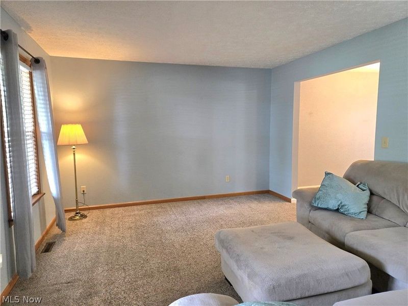 1742 Steese Road, Green, OH 44685 Photo 9