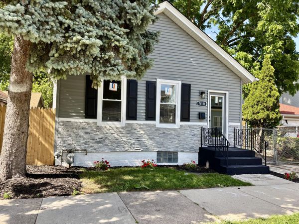 510 15th St, Racine, WI 53403