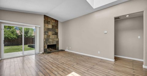 801 E York Way, Sparks, NV 89434 Photo