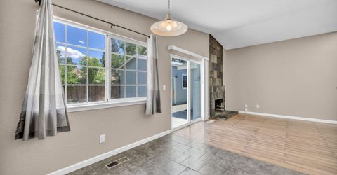 801 E York Way, Sparks, NV 89434 Photo