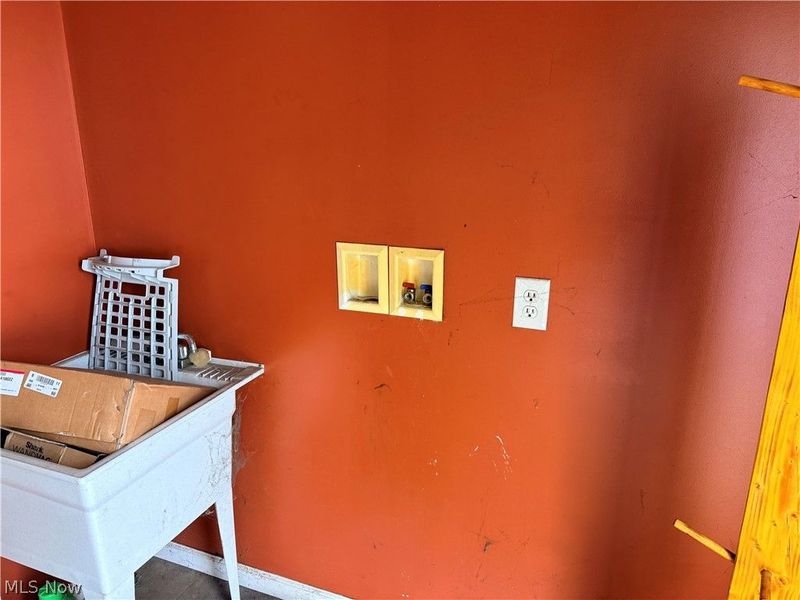 58 Church Street, East Springfield, OH 43925 Photo 5