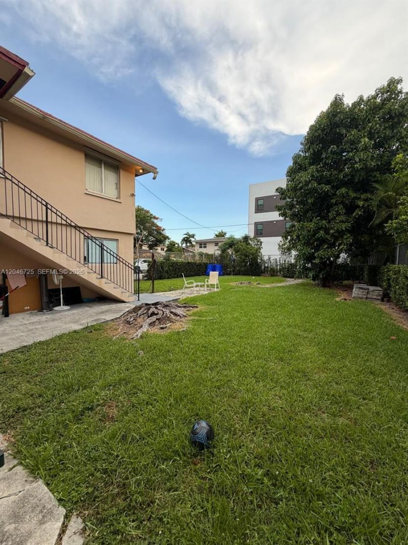1036 NW 3rd St , Unit 2, Miami, FL 33128 Photo